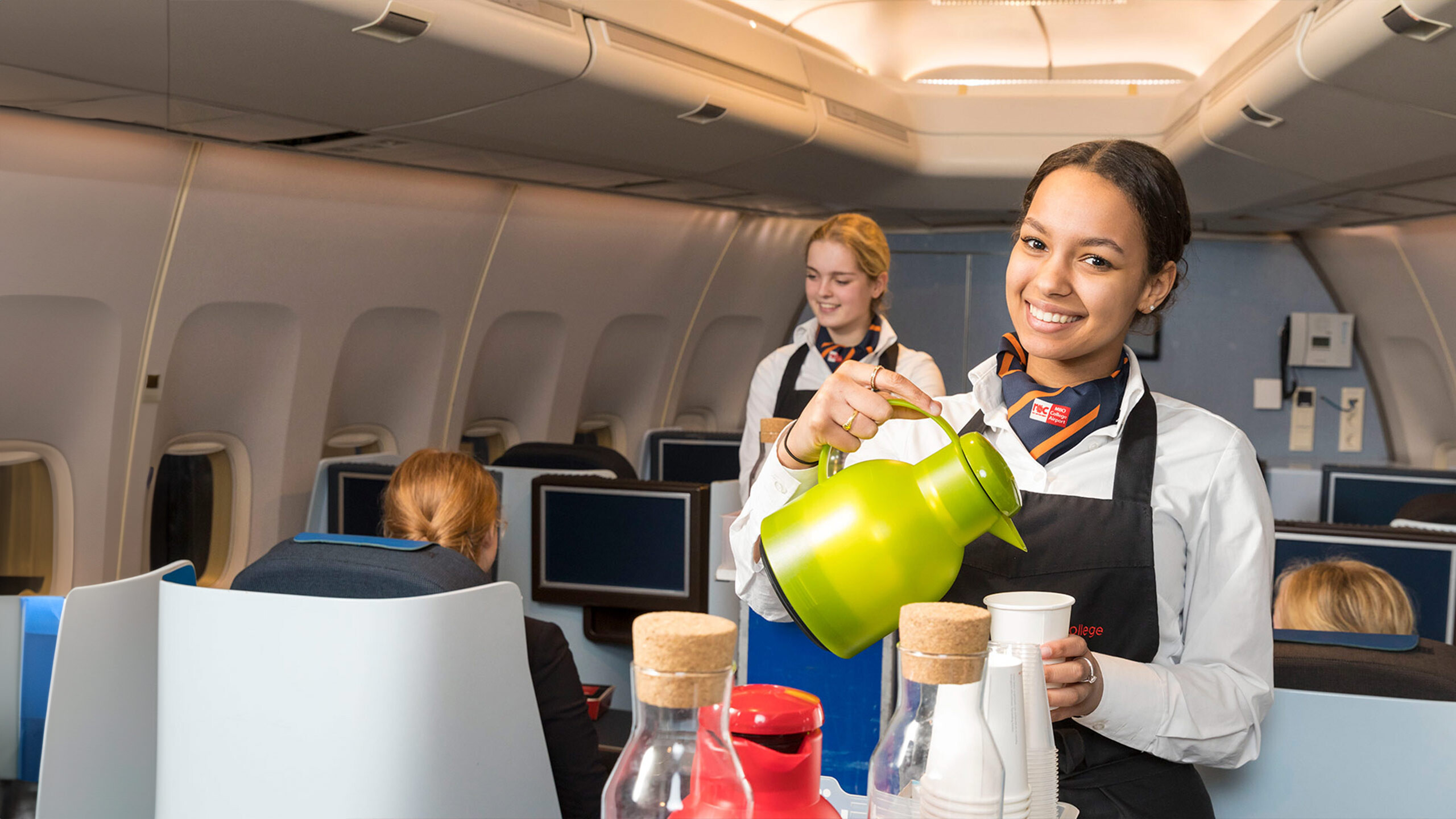 Berufsbild: Chefsteward/-Stewardess – XULC